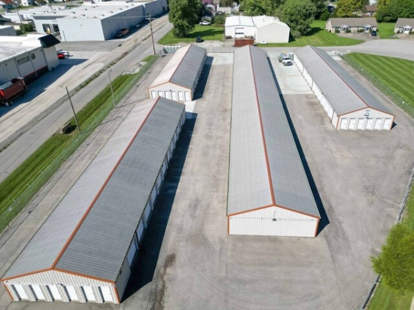 Facility photo: //images.sparefoot.com/medium/24399769d324a030180.jpeg