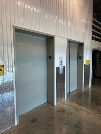 Facility photo: //images.sparefoot.com/medium/24401869e123cce586a.jpg