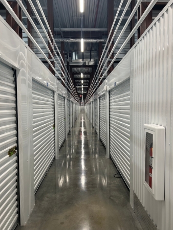 Facility photo: //images.sparefoot.com/medium/24401869e123cf49250.jpg