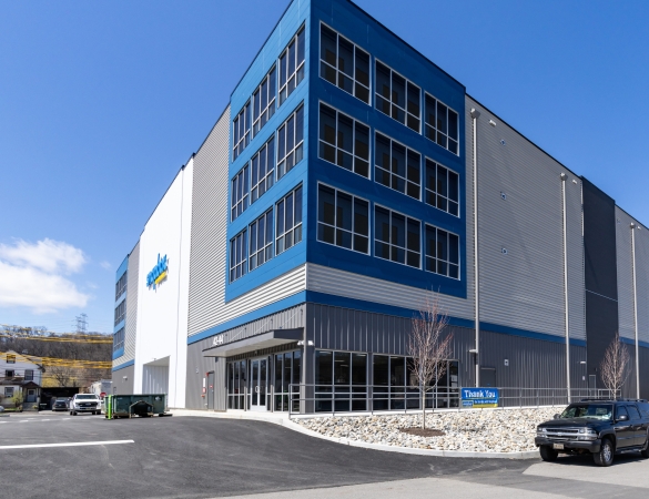 Storage Units at Snapbox Self Storage - Elmsford - 42 Hayes Street - 42 Hayes Street