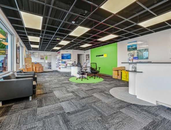 Facility photo: //images.sparefoot.com/medium/244062698631096c000.jpg