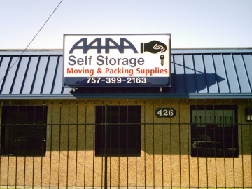 Facility photo: //images.sparefoot.com/medium/244076698a58464ef08.jpg