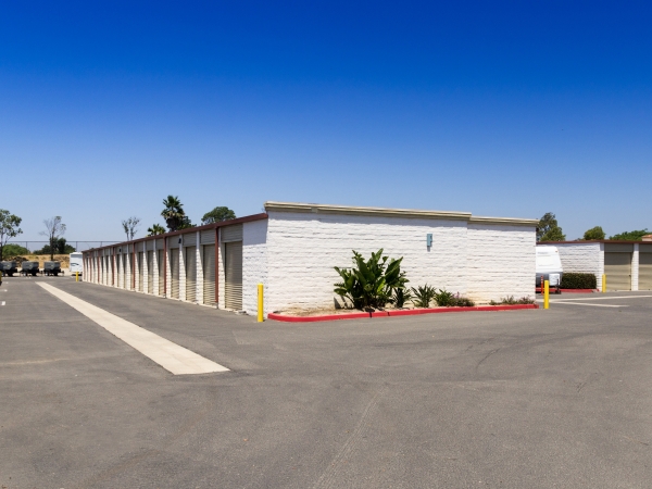 Facility photo: //images.sparefoot.com/medium/244111698ce4e2d1d7c.jpg