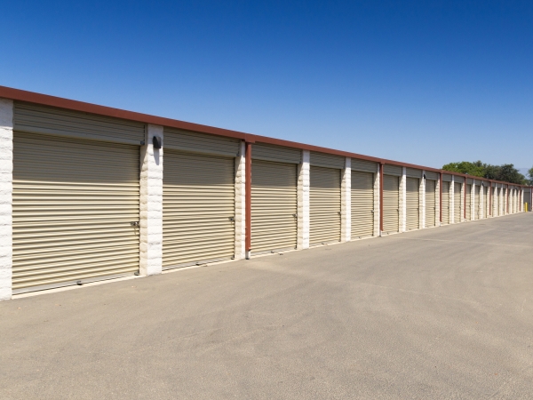 Facility photo: //images.sparefoot.com/medium/244111698ce4ec31123.jpg