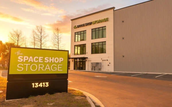 Facility photo: //images.sparefoot.com/medium/24413869b835e6a97d8.jpg