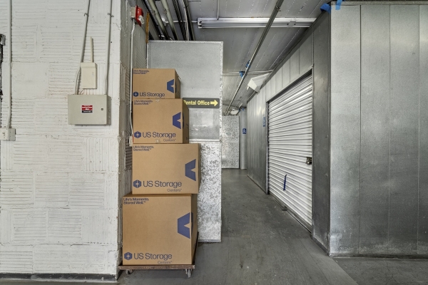 Facility photo: //images.sparefoot.com/medium/2441666a3f1165385a3.jpg