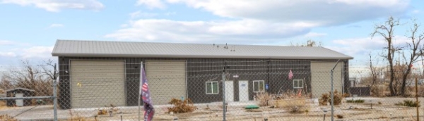 Facility photo: //images.sparefoot.com/medium/24418969979aedcdad0.jpg