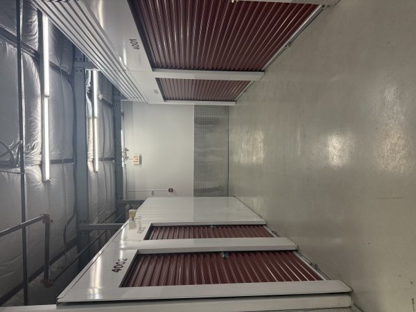 Facility photo: //images.sparefoot.com/medium/24420569f8ff0ca636c.jpeg
