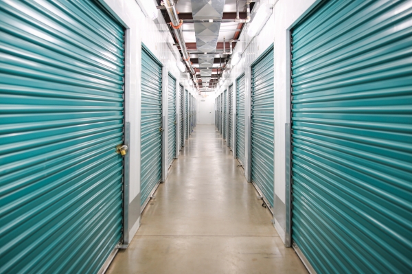 Facility photo: //images.sparefoot.com/medium/2442166998f97e6d2da.jpg