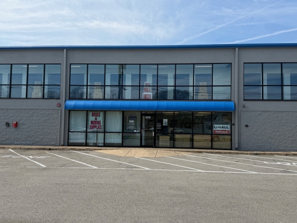 Facility photo: //images.sparefoot.com/medium/2442286a0a063e4c21b.jpg