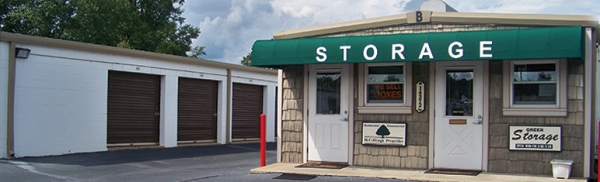 Facility photo: //images.sparefoot.com/medium/244234699cba1b99f90.jpg