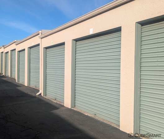 Facility photo: //images.sparefoot.com/medium/24427269dc8ff8892e7.jpg