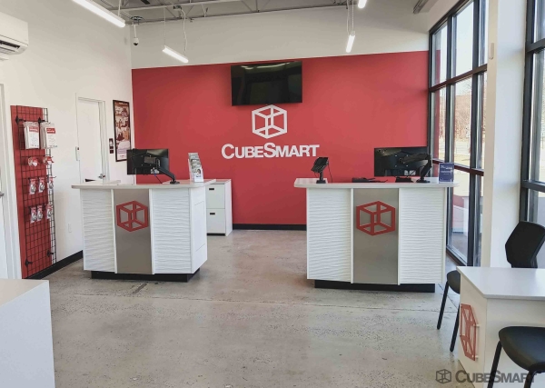 Facility photo: //images.sparefoot.com/medium/24434969e0a3d945f46.jpg