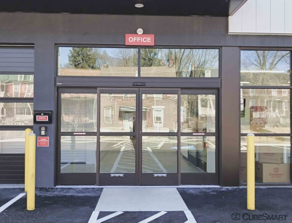 Facility photo: //images.sparefoot.com/medium/24434969f5ba8e31b4f.jpg