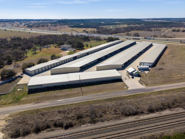 Facility photo: //images.sparefoot.com/medium/2444666a2470f13ce35.jpg