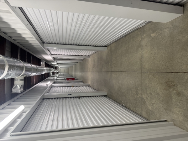 Facility photo: //images.sparefoot.com/medium/2444746a3edfc5d5cb5.jpeg