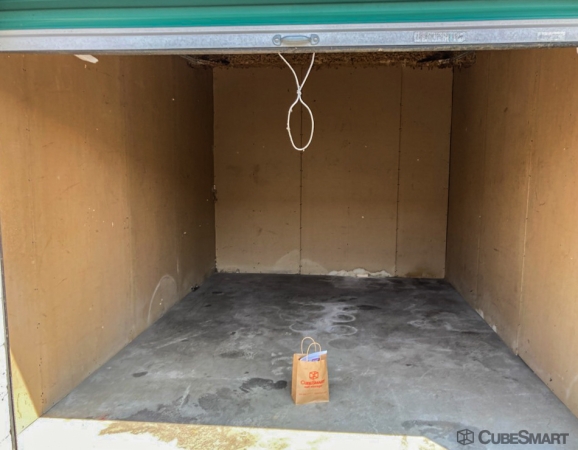 Facility photo: //images.sparefoot.com/medium/24473069e0a263f2c44.jpg