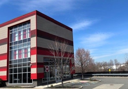 Facility photo: //images.sparefoot.com/medium/24473169c6724ec1e0b.jpg