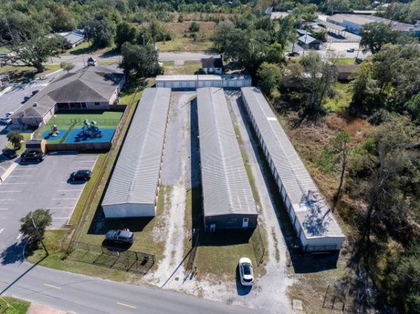 Storage Units at BIG Storage Pass Road - 839 Commerce St