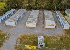 Facility photo: //images.sparefoot.com/medium/24475069e2a1bfbb0c2.jpg