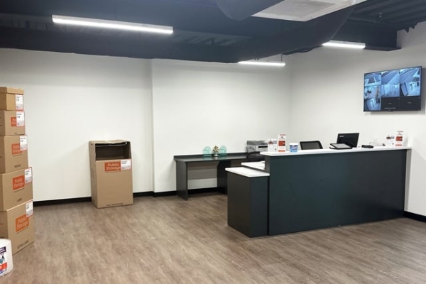 Facility photo: //images.sparefoot.com/medium/24487669e62755591ec.jpg