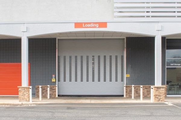 Facility photo: //images.sparefoot.com/medium/24489069e2333ab6ca8.jpg