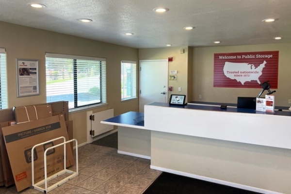 Facility photo: //images.sparefoot.com/medium/24506169e62ca08164a.jpg