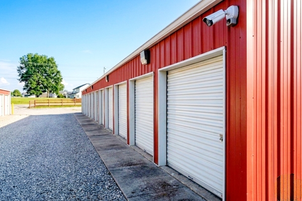 Facility photo: //images.sparefoot.com/medium/24507369dd38ce9d0c7.jpg