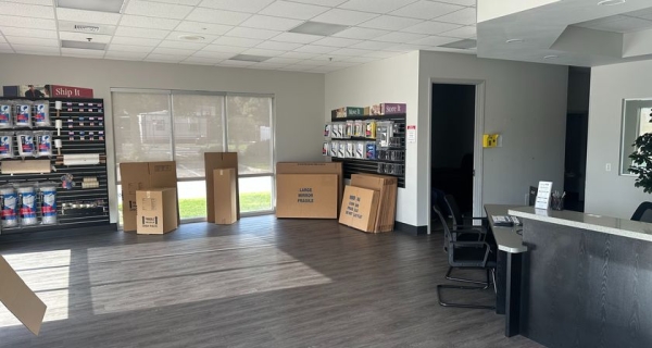 Facility photo: //images.sparefoot.com/medium/24510769e1129fdb7b1.jpg