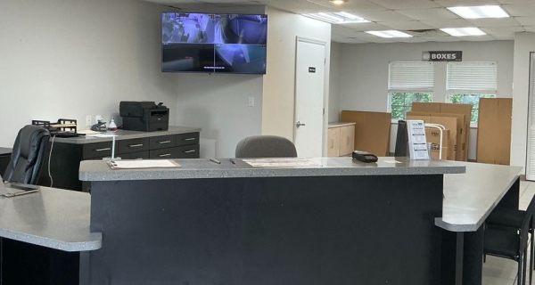 Facility photo: //images.sparefoot.com/medium/24510969e1151442276.jpg