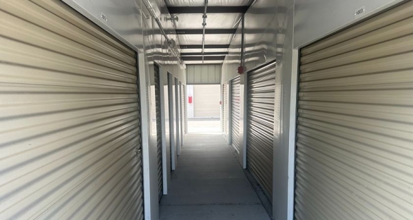 Facility photo: //images.sparefoot.com/medium/24511269e1179e49d69.jpg