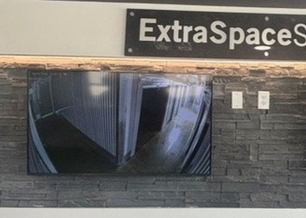 Facility photo: //images.sparefoot.com/medium/24514269e37468e92da.jpg