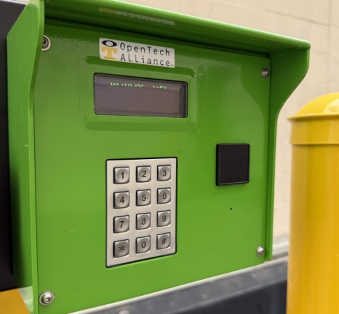 Facility photo: //images.sparefoot.com/medium/24514469e3745a128ae.jpg