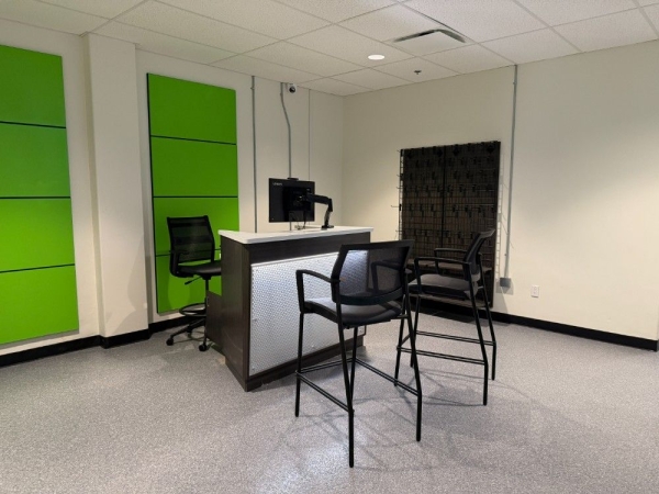 Facility photo: //images.sparefoot.com/medium/24514469e3745b19473.jpg