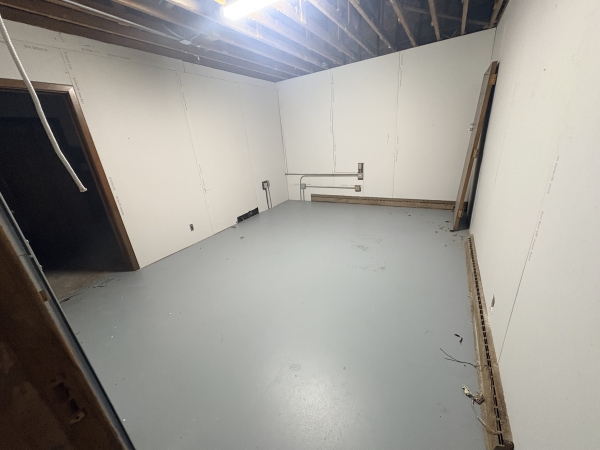 Facility photo: //images.sparefoot.com/medium/24514569e2b7ceb7d76.jpeg