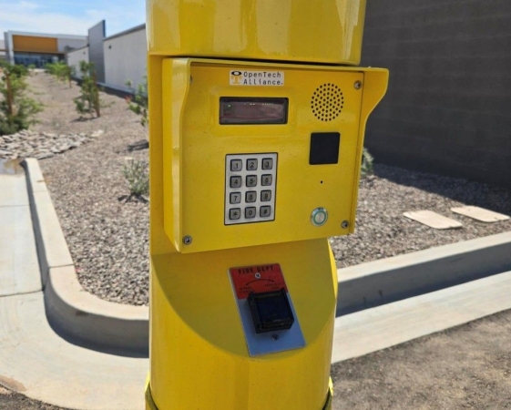 Facility photo: //images.sparefoot.com/medium/24518269eb5c92d516d.jpg