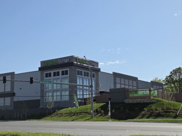 Facility photo: //images.sparefoot.com/medium/24518369eb5cb21d160.jpg