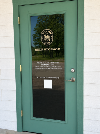 Facility photo: //images.sparefoot.com/medium/24519169f0e96a5262c.png