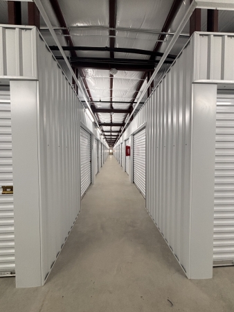 Facility photo: //images.sparefoot.com/medium/24519169f216e6a0247.jpeg