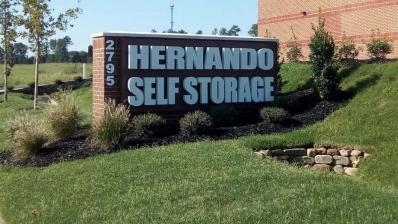 Facility photo: //images.sparefoot.com/medium/24520869efd81570934.jpg