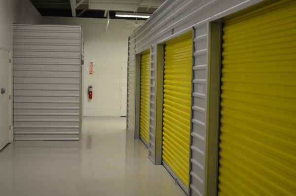 Facility photo: //images.sparefoot.com/medium/24522469f297a1ccd36.jpg