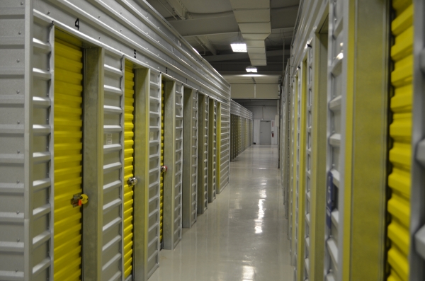 Facility photo: //images.sparefoot.com/medium/24522469f297b82503e.jpg