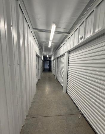 Facility photo: //images.sparefoot.com/medium/24523569f246d05ffb9.png