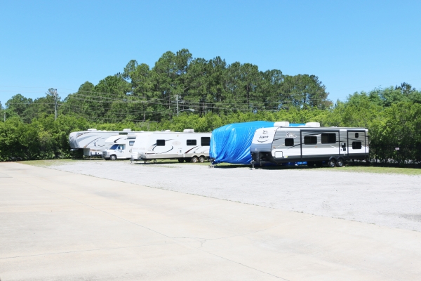 Storage Units at Stop N Stor Hinesville (Kacey Drive) - 1049 Kacey Dr