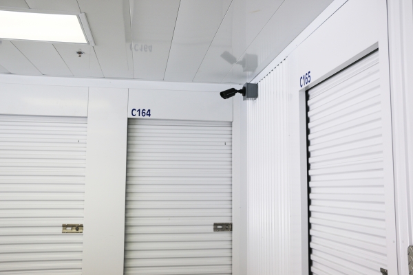 Facility photo: //images.sparefoot.com/medium/24529269f396683917d.jpg