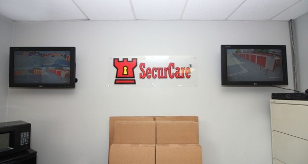 Facility photo: //images.sparefoot.com/medium/24547269fcdf13e00ca.jpg