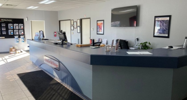 Facility photo: //images.sparefoot.com/medium/2455536a07770d1d2a1.jpg