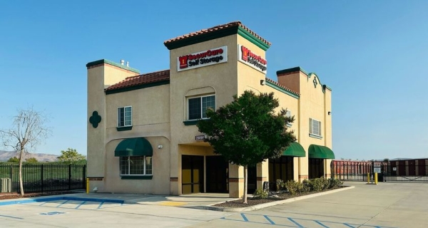 Facility photo: //images.sparefoot.com/medium/2455546a0765d10a025.jpg