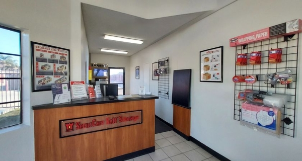 Facility photo: //images.sparefoot.com/medium/2455596a07837e99c6c.jpg