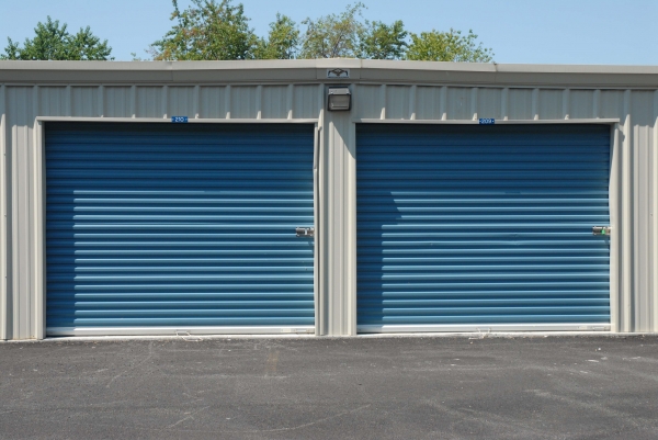 Facility photo: //images.sparefoot.com/medium/2455926a01e14170399.jpg